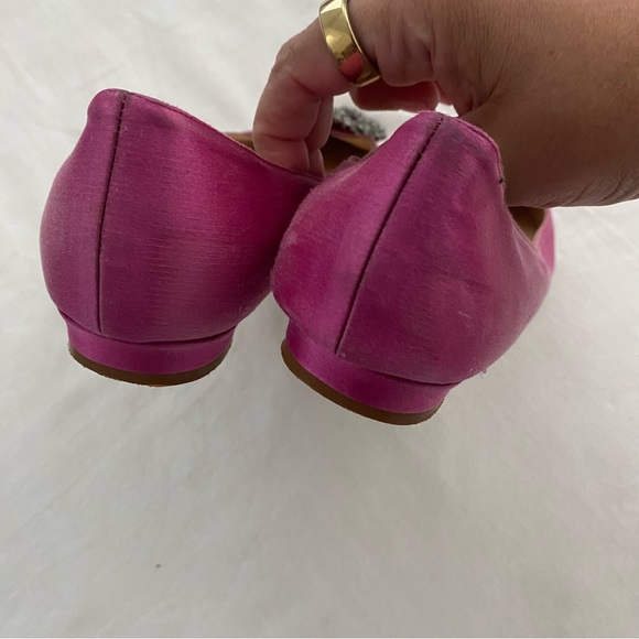 Manolo Blahnik Hangisiflat Crystal-Buckle Satin Point-Toe Flats - Picture 10 of 14